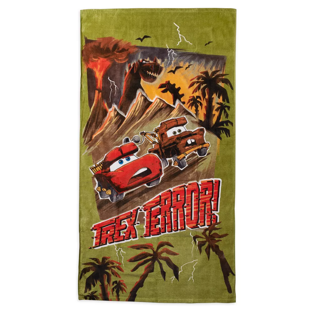 Disney Store Serviette De Plage Disney Pixar Cars : Sur La Route 1 Disney Store Serviette De Plage Disney Pixar Cars : Sur La Route