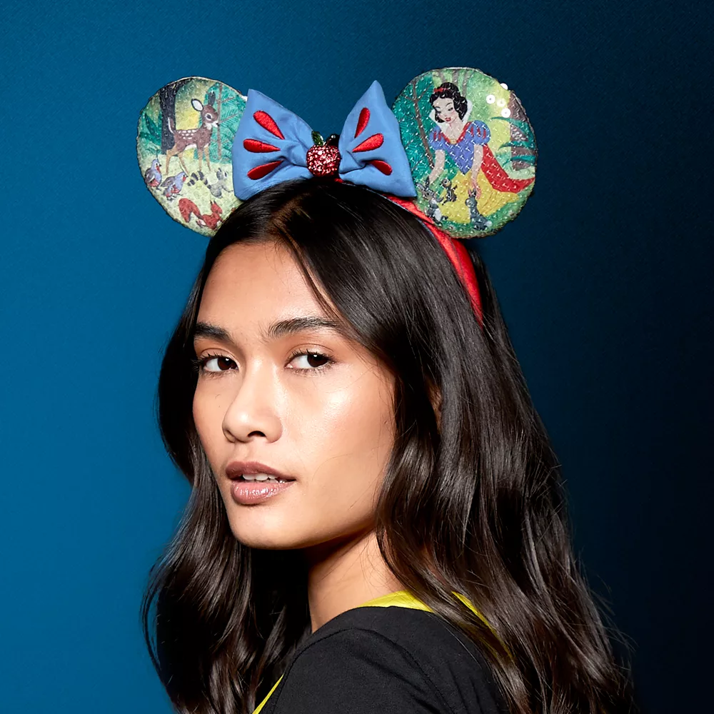 Serre-tête à Oreilles Blanche Neige Disney100 Decades Pour Adultes, 2 sur 10 2 Serre-tête à Oreilles Blanche Neige Disney100 Decades Pour Adultes, 2 sur 10 – Image 2