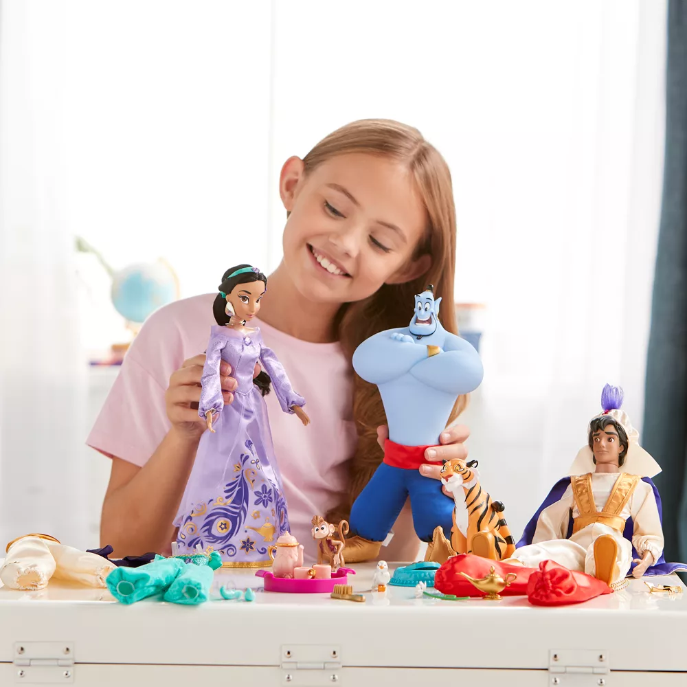Disney Store Coffret Poupée Aladdin Pour Enfants 2 Disney Store Coffret Poupée Aladdin Pour Enfants – Image 2