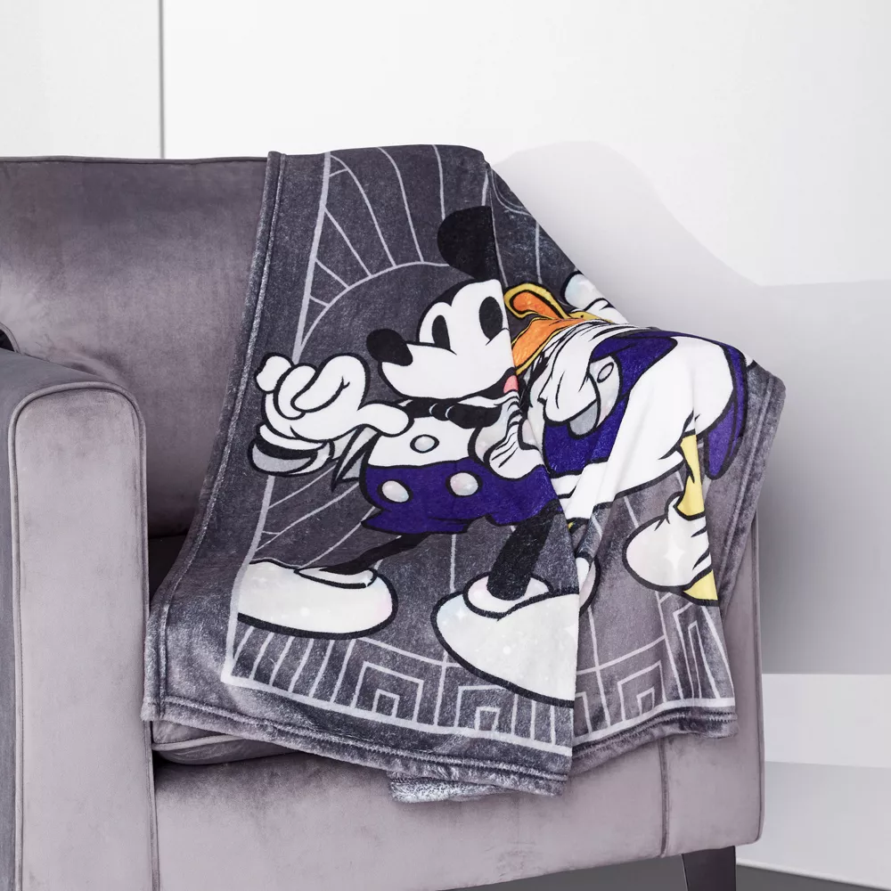 Jeté Mickey Et Ses Amis Disney100 Celebration 2 Jeté Mickey Et Ses Amis Disney100 Celebration – Image 2