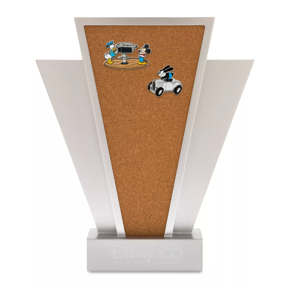 Présentoir à Pin's Disney100 Decades 1 Présentoir à Pin's Disney100 Decades